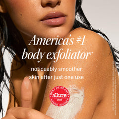 First Aid Beauty exfoliante corporal 10% AHA, textura cremosa para piel más lisa