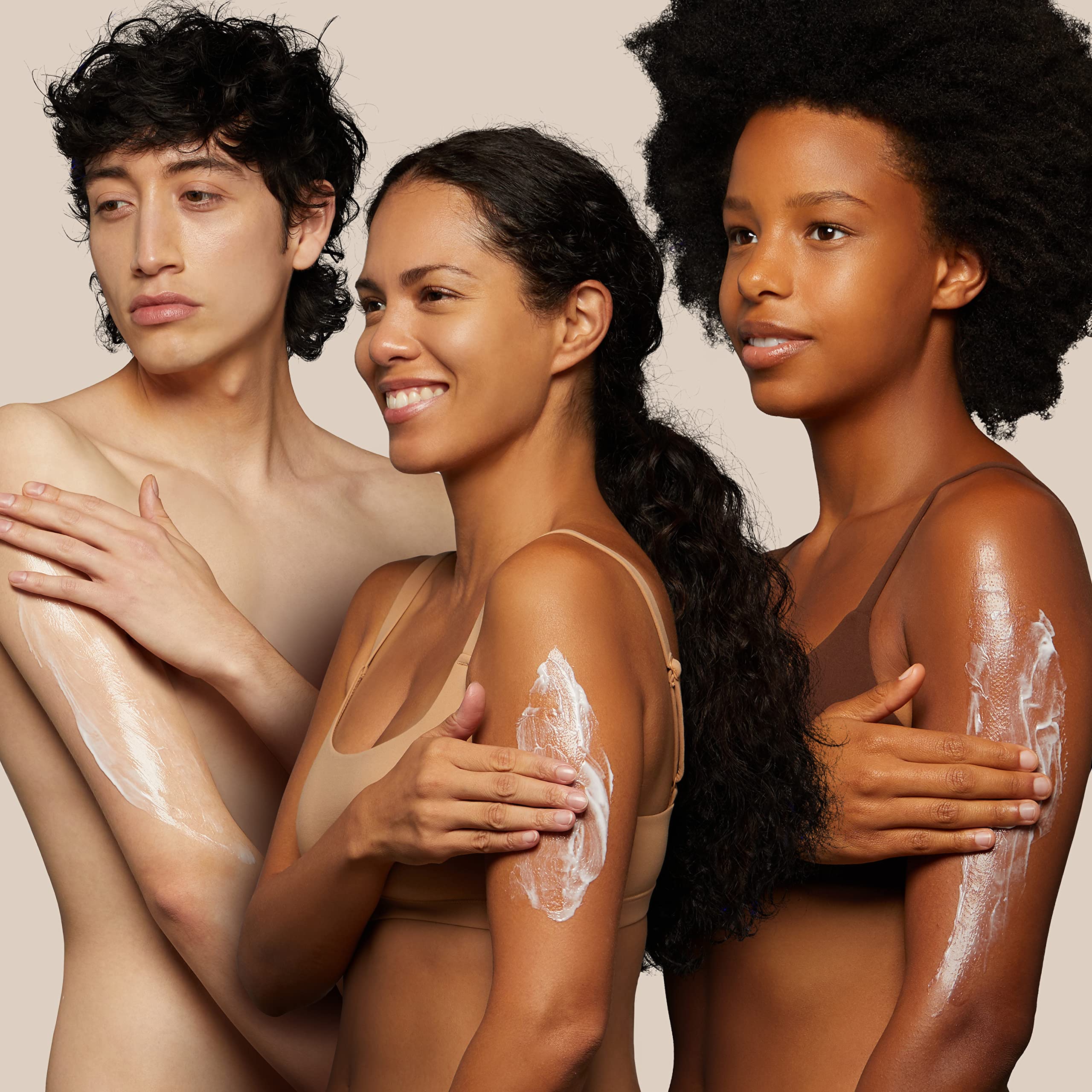 Flor de Man COSMOCOS Somang leche natural, nutre y protege la piel sin grasa.