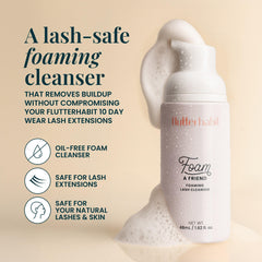 FlutterHabit espuma suave para limpieza de pestañas con tacto cómodo.