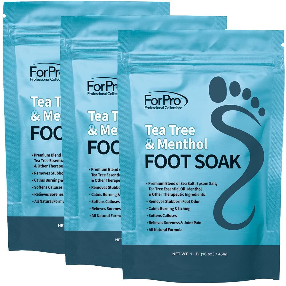 ForPro Foot Soak: botella vertida para una experiencia fresca y relajante.