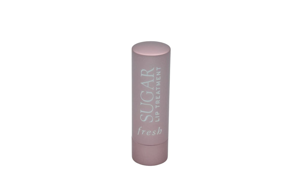 Fresh Petal, tratamiento labial, aplicación suave que hidrata todo el día.