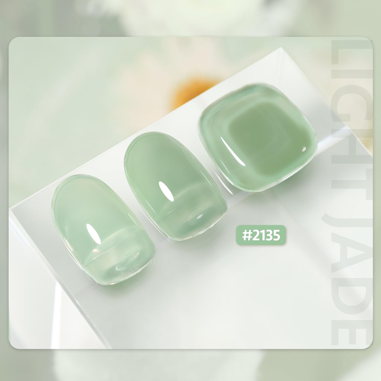 GAOY Jelly Gel se cura en 60 segundos bajo lámpara UV-LED para uñas duraderas.