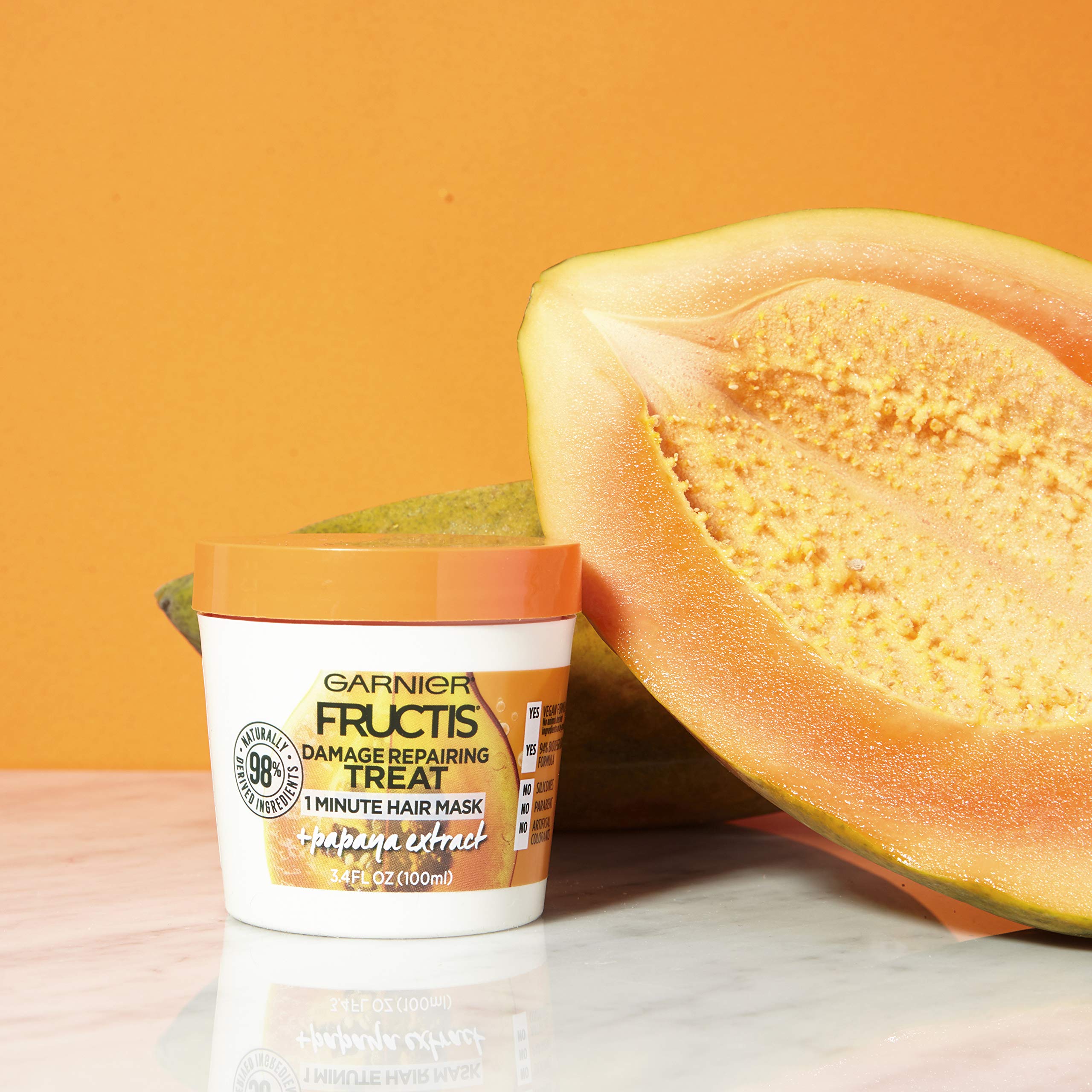 Cuidado diario rápido en casa con la mascarilla de 1 minuto Garnier Fructis.
