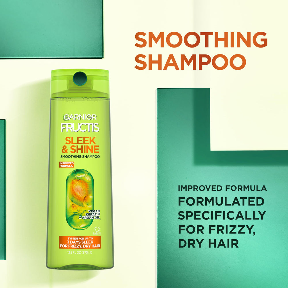 Conjunto de tres productos Sleek & Shine con empaque visible