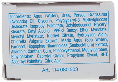 Aplicación suave de Gehwol Lipidro en pies cansados