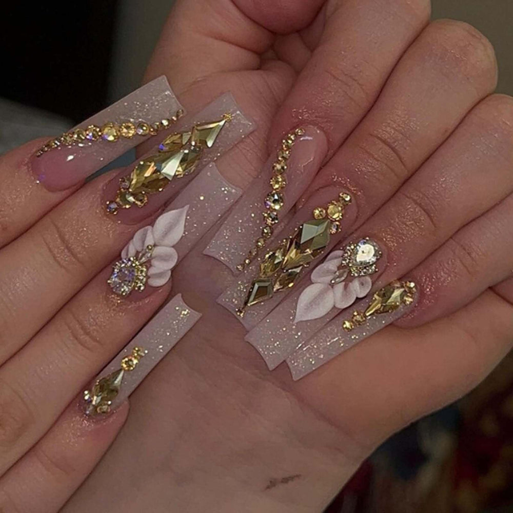 Uñas Gifiky press-on gradiente nude en formato cuadrado, ideal para uso diario