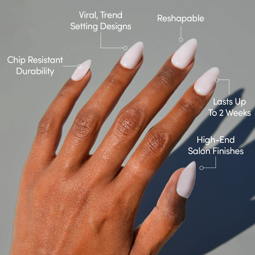 Glamnetic Sugar Doll estuche de almacenamiento con 30 uñas y tallas.