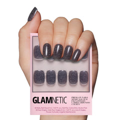 Glamnetic Unas Cosmic negras translúcidas con brillo para un look elegante