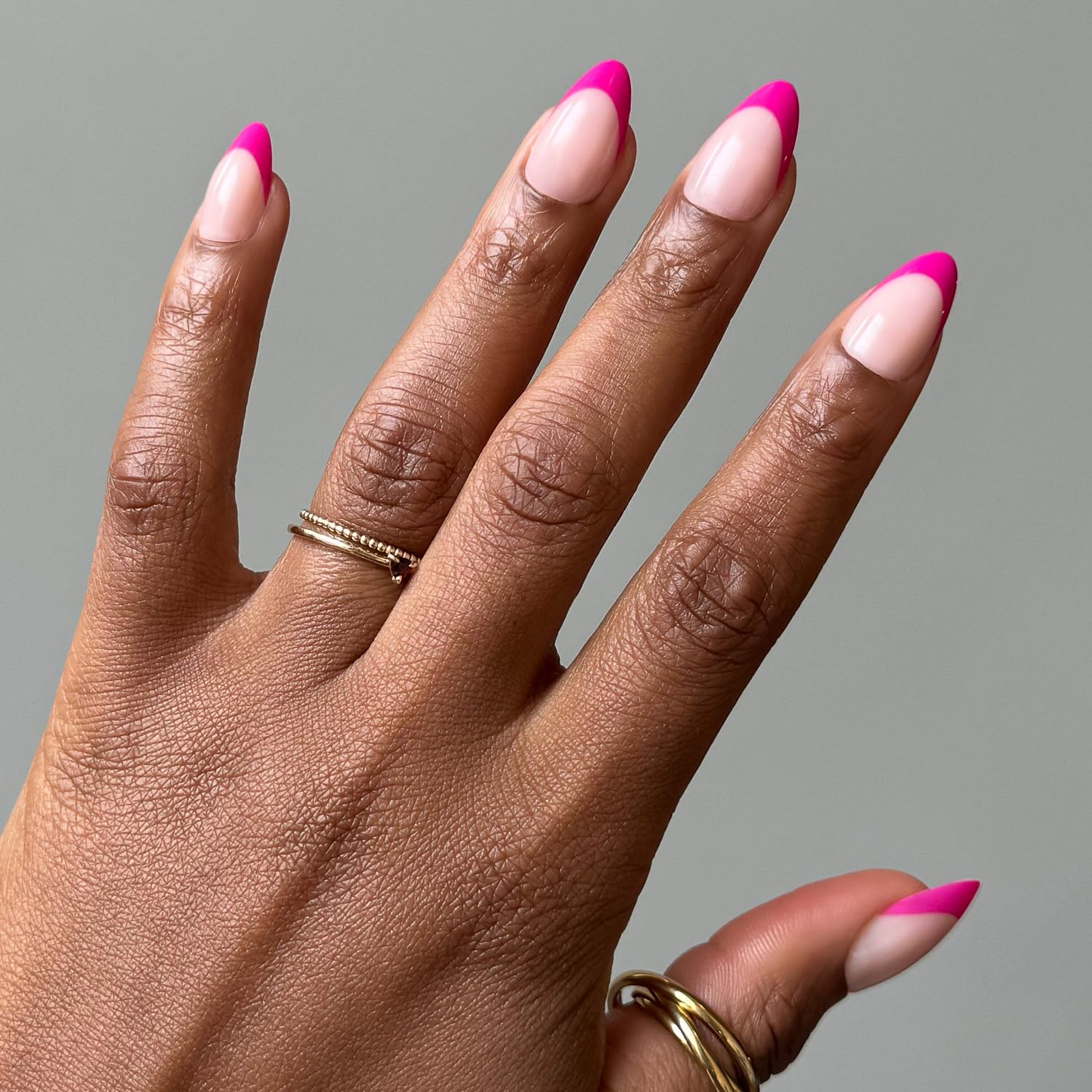Glamnetic Uñas postizas Sorbet de Frambuesa, acabado brillante para look favorecedor.