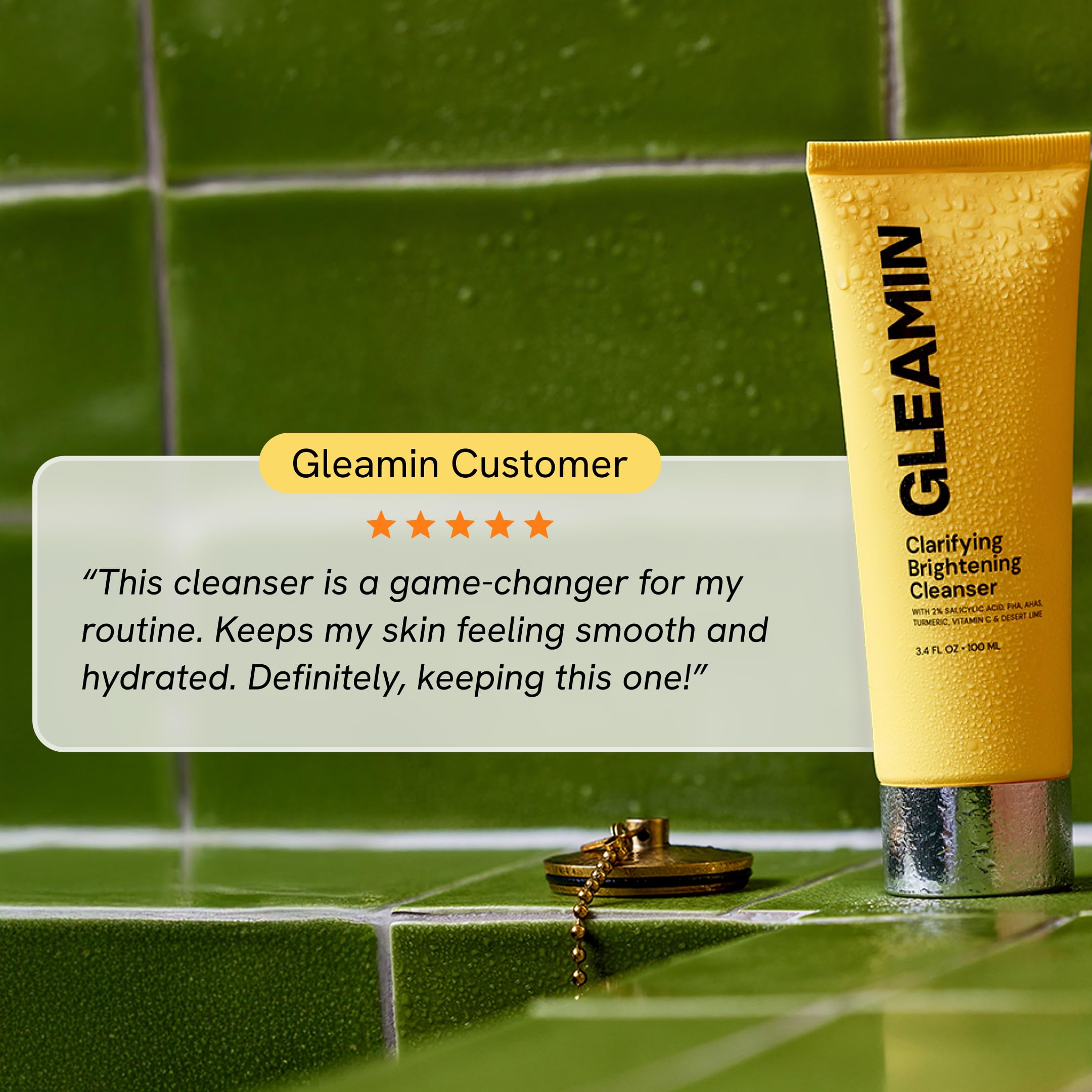 Gleamin contiene ácido salicílico 2% para limpieza profunda suave.