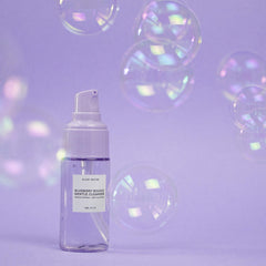 Glow Recipe Blueberry Bounce, espuma de microespuma suave limpia sin resecar.