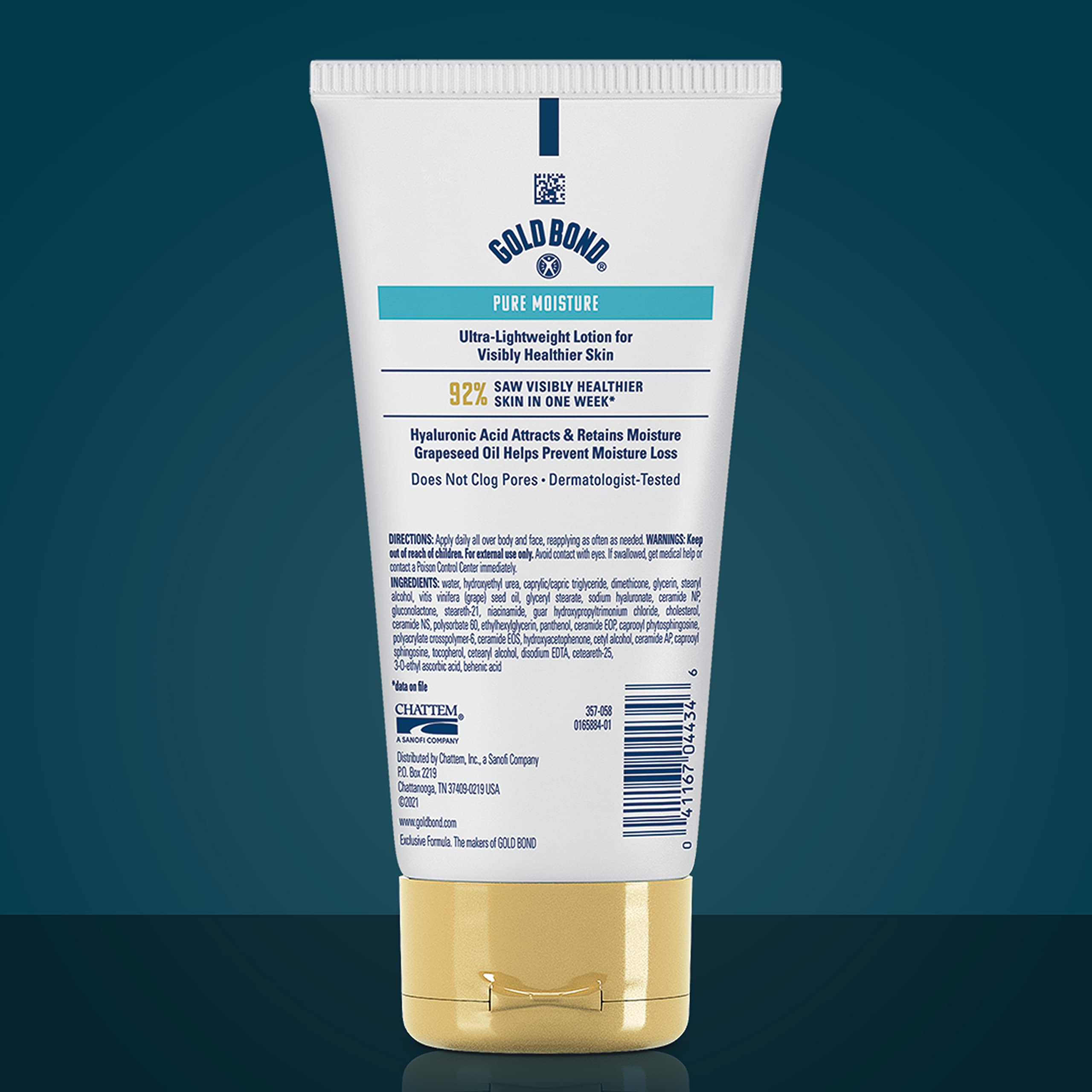 Gold Bond Pure Moisture Lotion, aplicación en la mano para uso diario rápido.