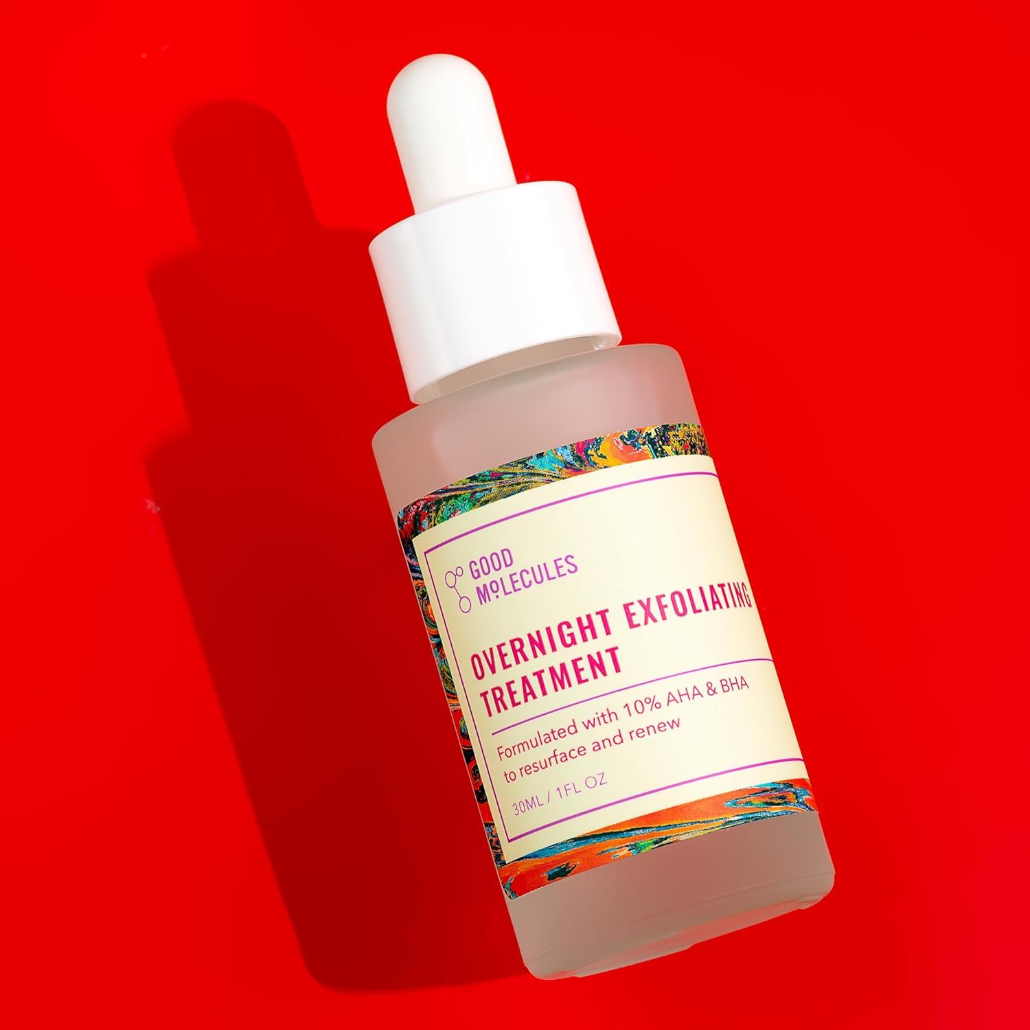 Good Molecules: ingredientes clave con ácidos AHA y BHA para renovación suave.