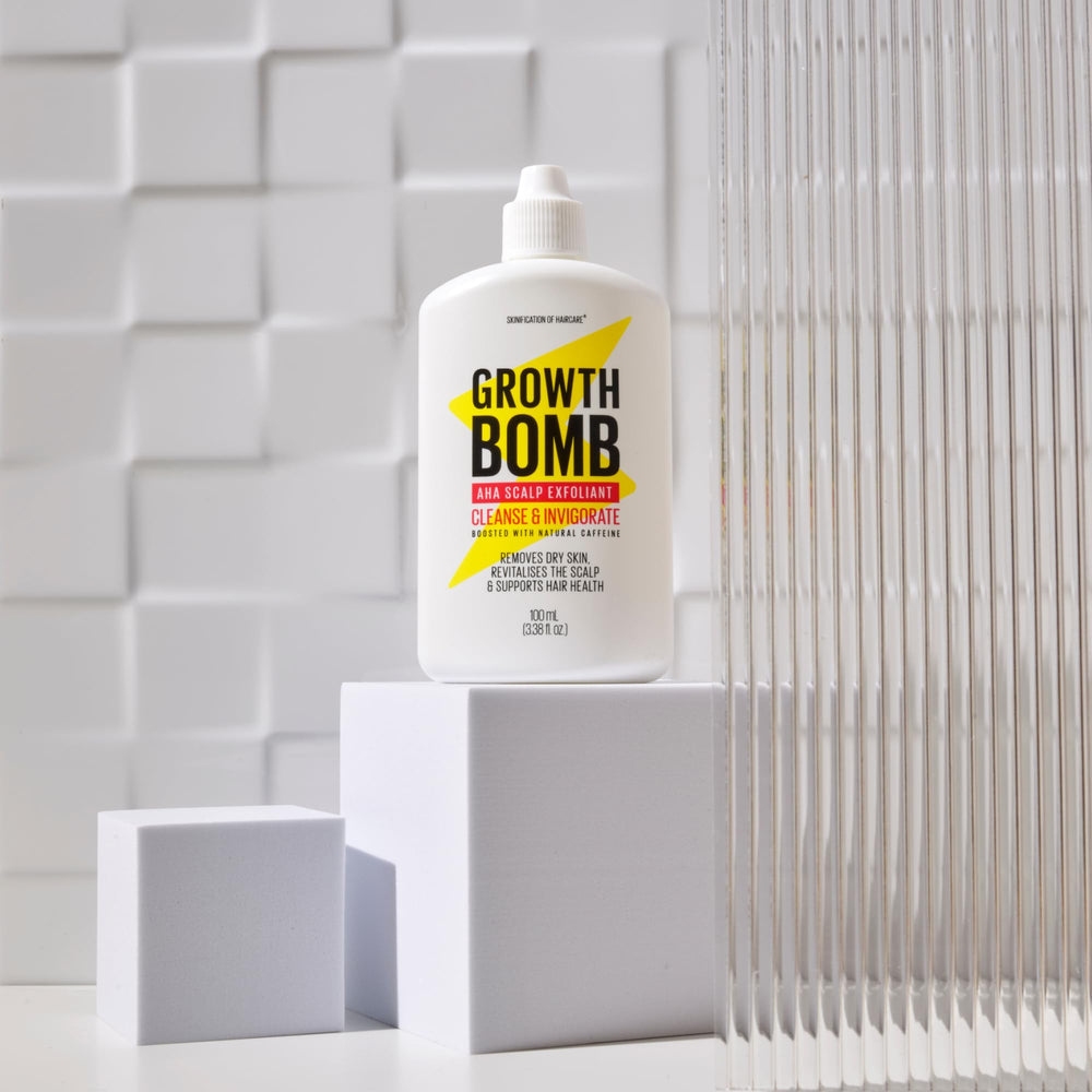 Growth Bomb prelavado cuidado cabello: preparación óptima para un cabello más resistente.