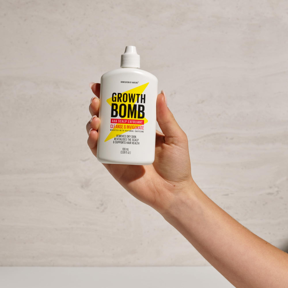 Growth Bomb textura suero cuero cabelludo: sensación suave y ligera antes del champú.