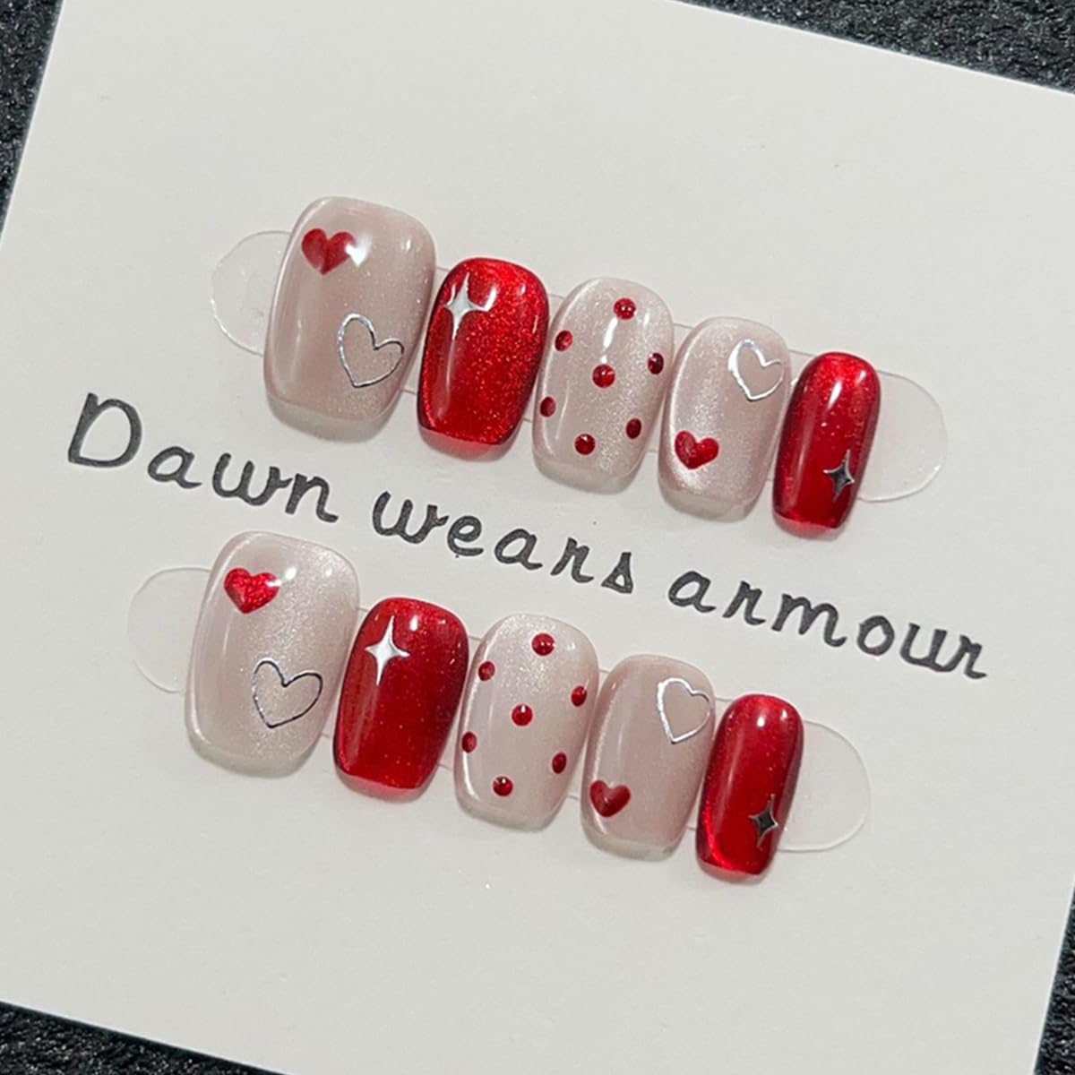 Guaccb diseño brillante y liso en uñas prensadas, ideal para salidas nocturnas