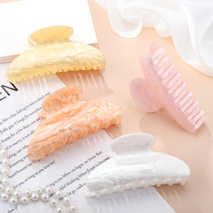 HairChrysm clip acrílico 4,2 pulgadas con agarre suave para cabello fino.