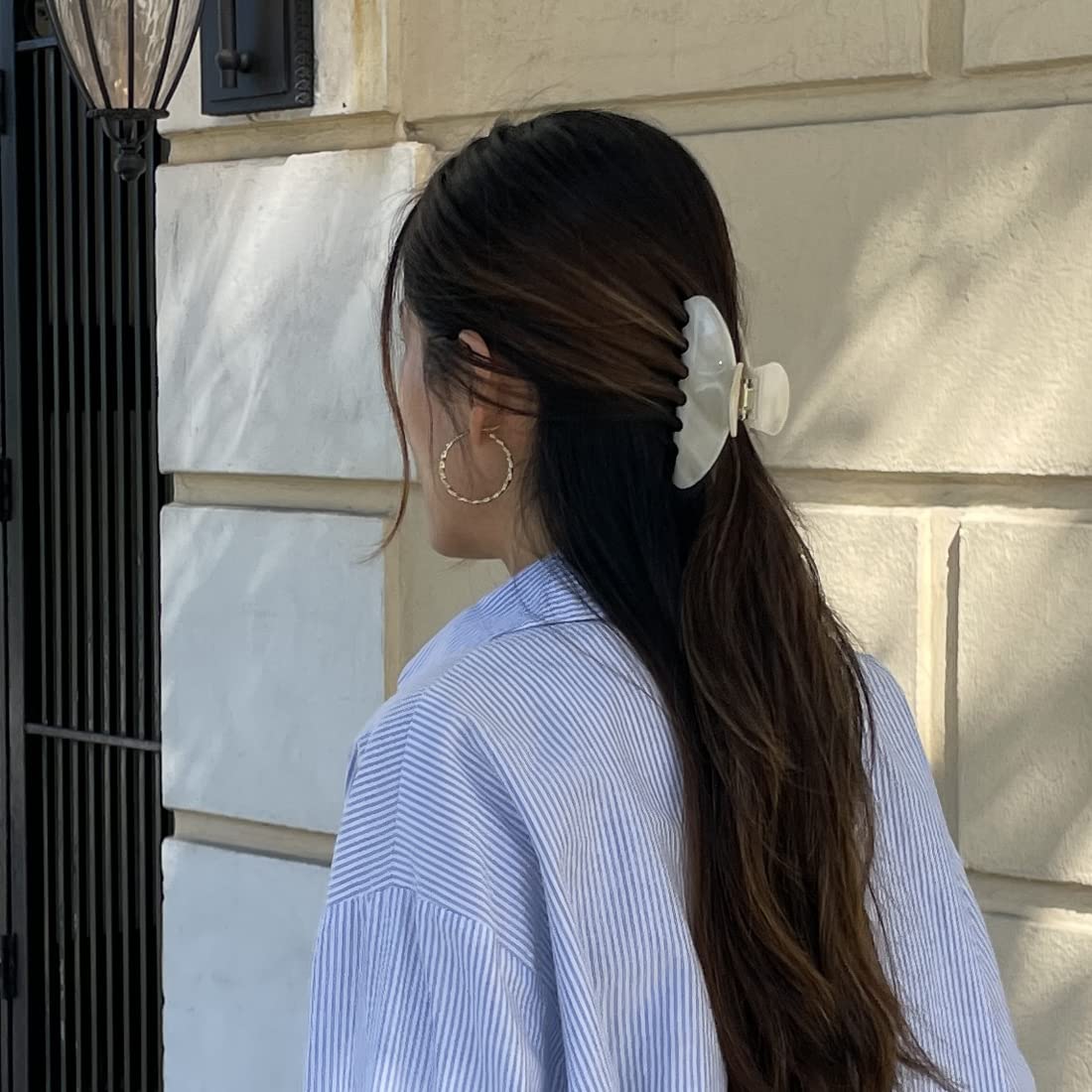 Estilo neutro Hana Mia para combinar con cualquier outfit.