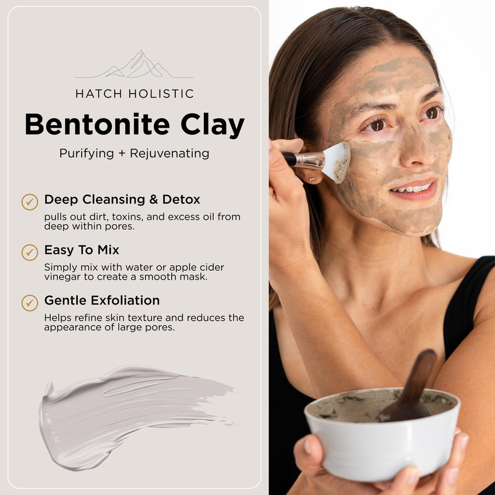Hatch Holistic Arcilla Bentonita mezcla con agua lista para mascarilla suave.