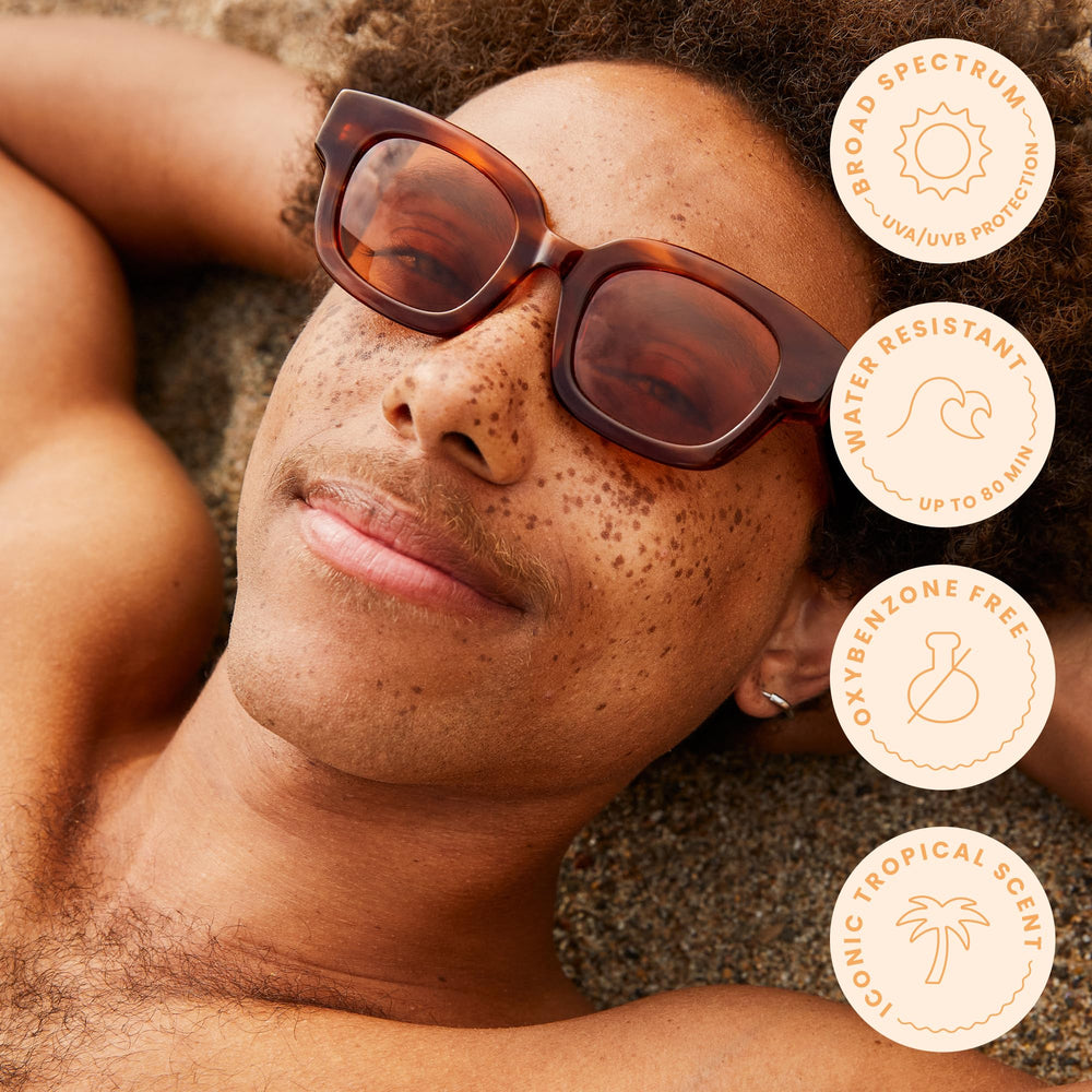 Consistencia gel-aceite de Hawaiian Tropic, cobertura uniforme y agradable al tacto.