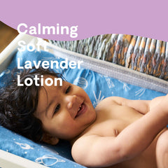 Hello Bello Lotion aplicación para bebés: textura cremosa y absorción rápida.