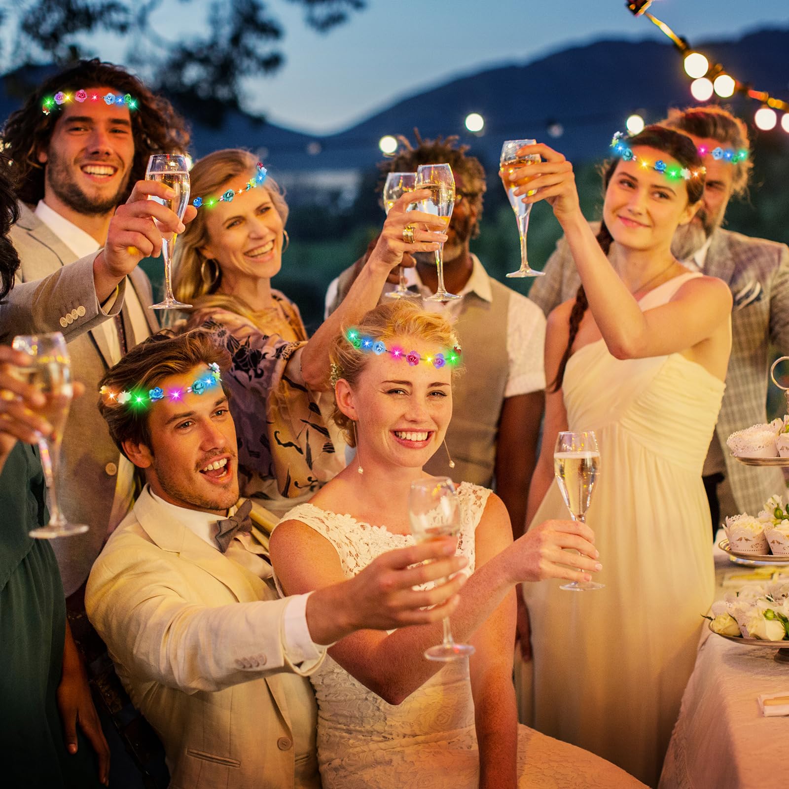 Corona LED HONLYNE, tamaño ajustable para niños y adultos, comodidad para todo el evento.