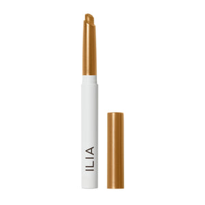 ILIA Eye Stylus Shadow Stick ofrece un lavado de color suave, ideal para diario.