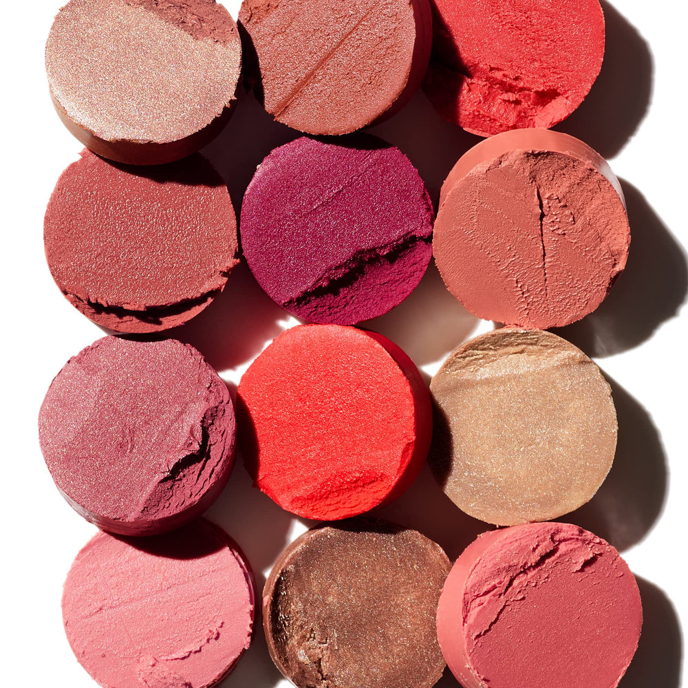 ILIA Multi-Stick acabado sedoso, ideal para labios y mejillas.