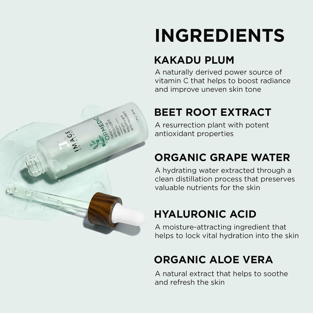 Kakadu plum con vitamina C para tono uniforme y luminosidad.