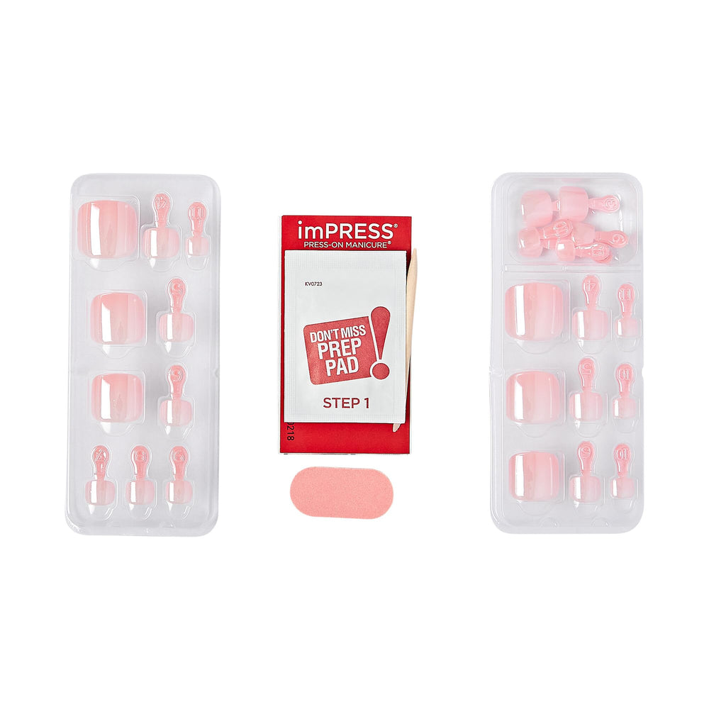 imPRESS uñas rosadas brillantes para un acabado de salón.