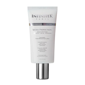 Infinitek Paris protector solar SPF50 con textura tintada para unificar el tono de piel.