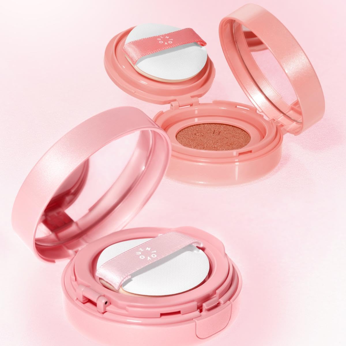 Into You crema blush air cushion portátil y compacto para retoques en cualquier lugar