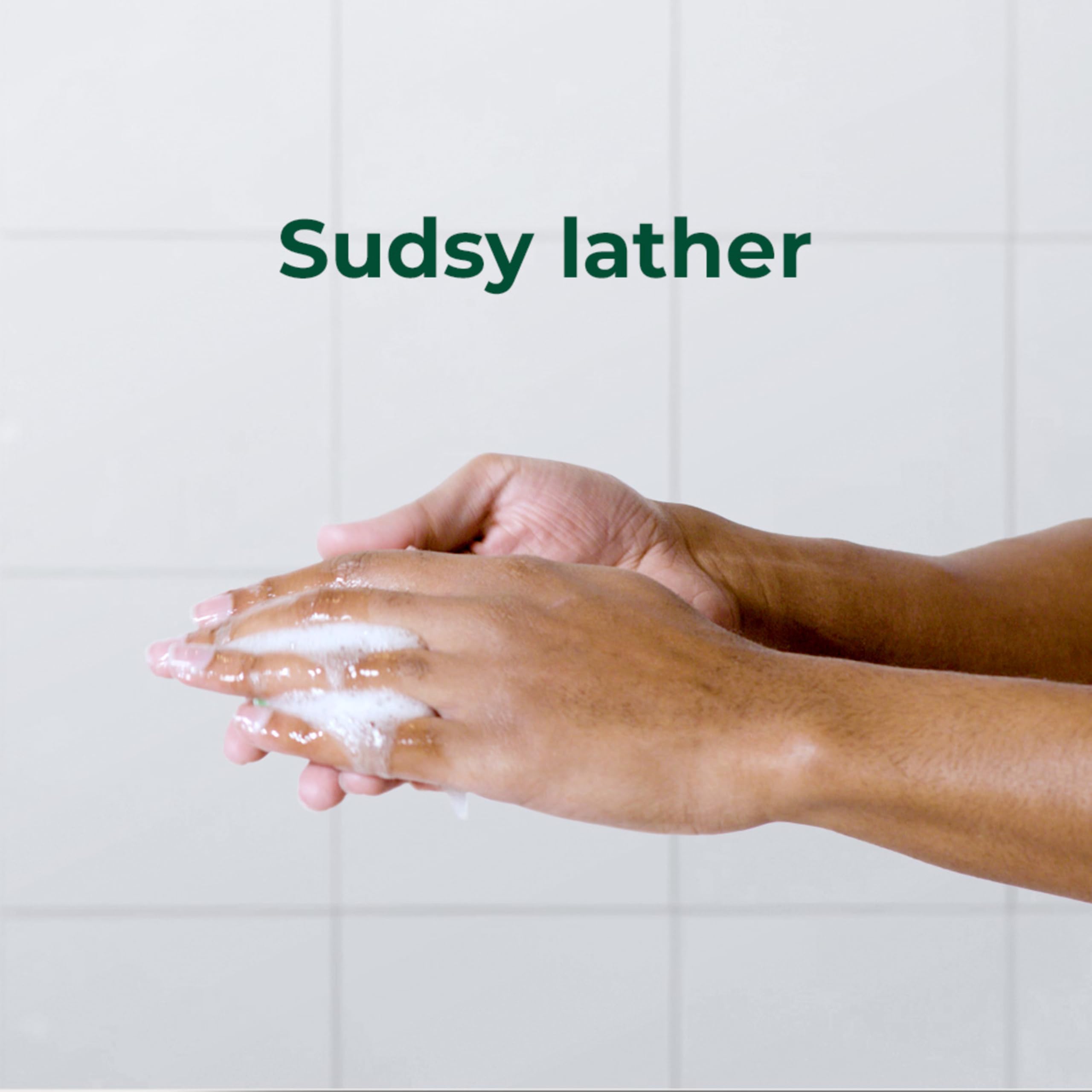 Sensación refrescante en la piel tras ducharse con Aloe Mist.