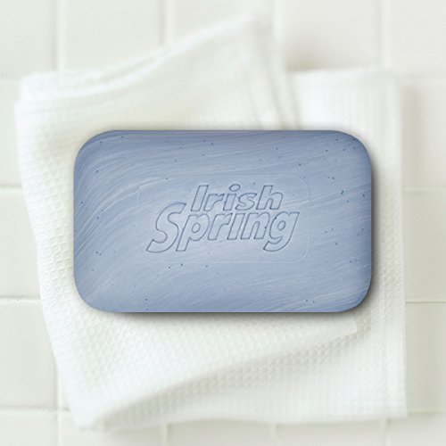 Irish Spring Moisture Blast aroma fresco que deja huella revitalizante.