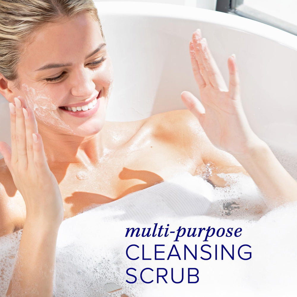 iS CLINICAL Cleansing Complex Polish: textura gel ligero, fácil de mezclar y enjuagar