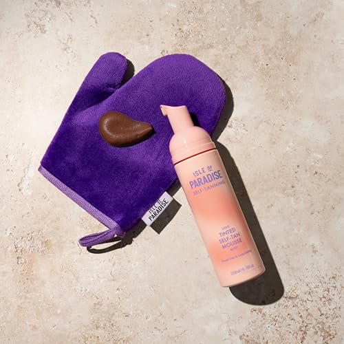Isle of Paradise Mousse Tintada: desarrolla un bronceado natural y gradual.