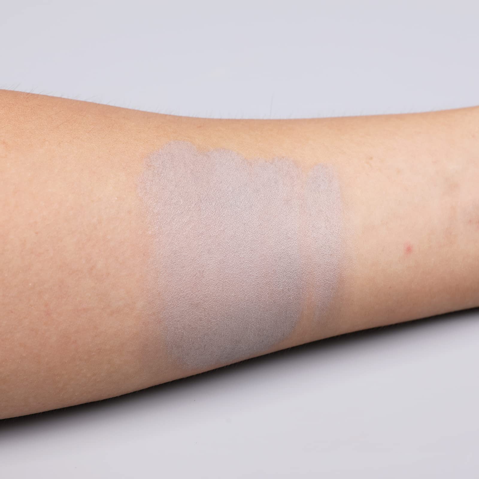 IS'MINE Sombra Matte Grey 03, segura para ojos sensibles y lentes de contacto