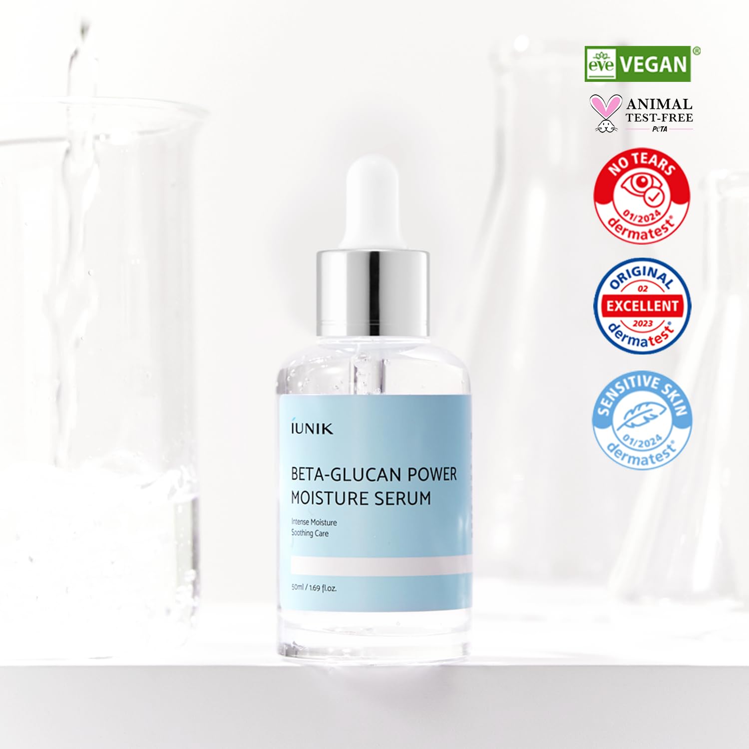 IUNIK Beta-Glucan Power Deep Moisture Serum: aplicación en mano con textura suave.