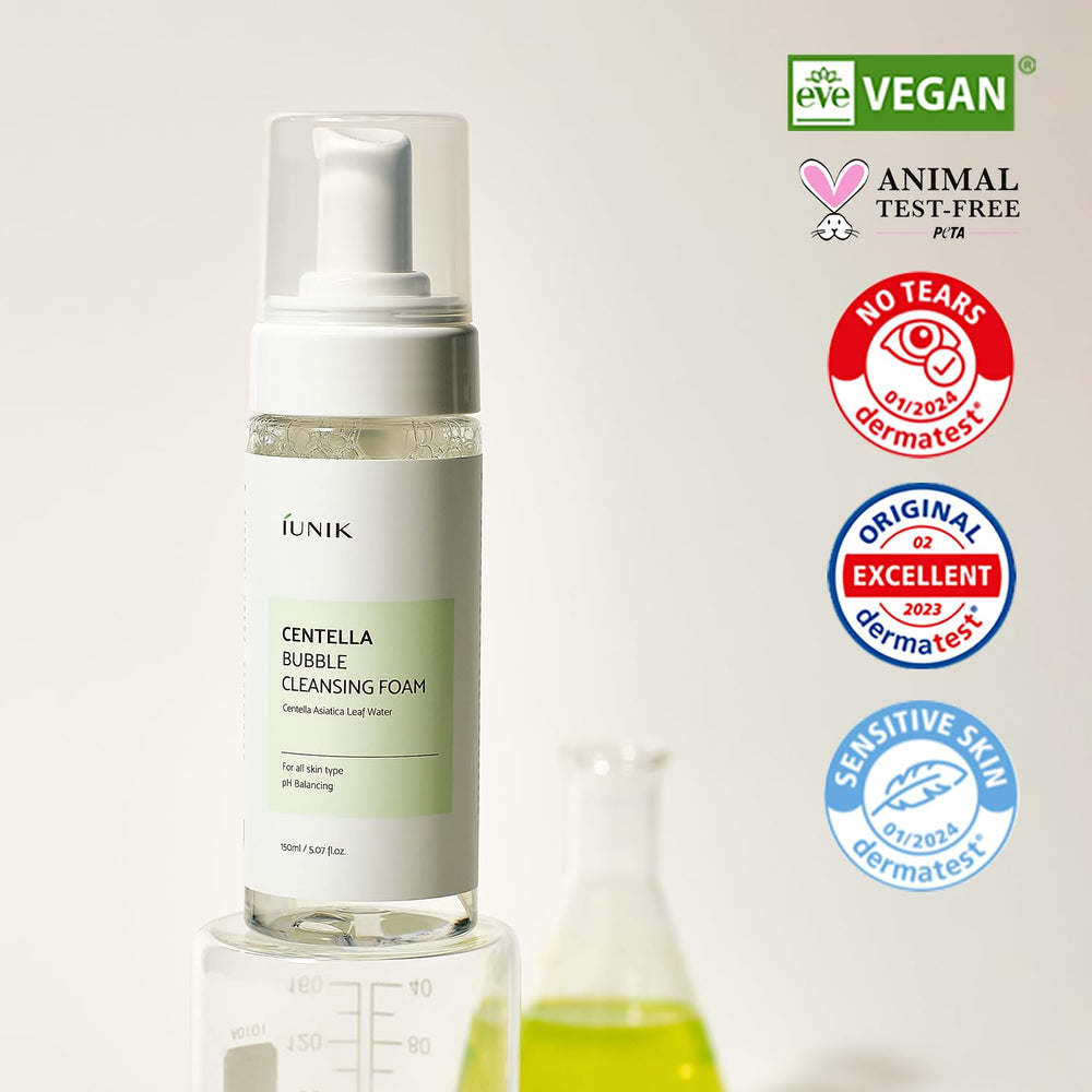 IUNIK Centella Bubble: etiqueta vegana y orgánica que destaca ingredientes naturales.