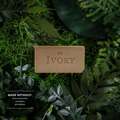 Ivory barra exfoliante con semillas de albaricoque para exfoliación suave.