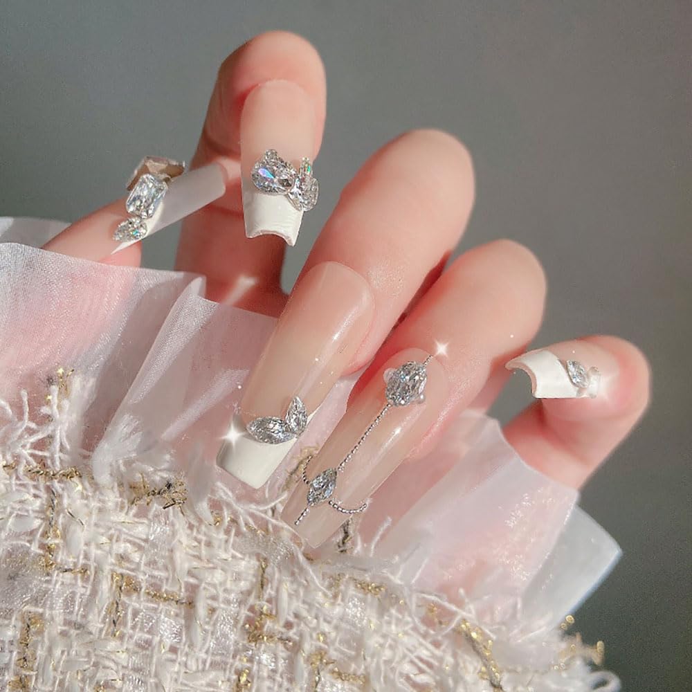 Jaliya accesorios de uñas para resultados rápidos y pulidos.