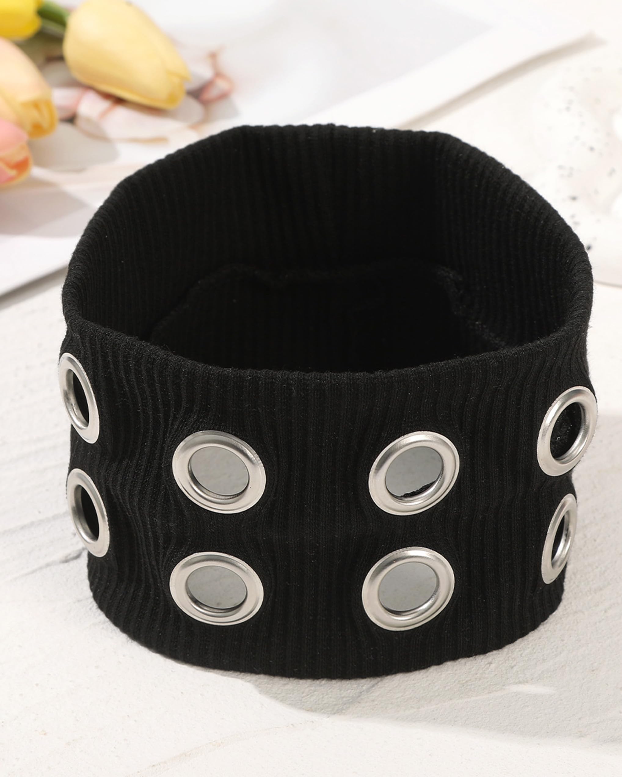 Diadema JENSVOIR para eventos informales con acabado discreto.