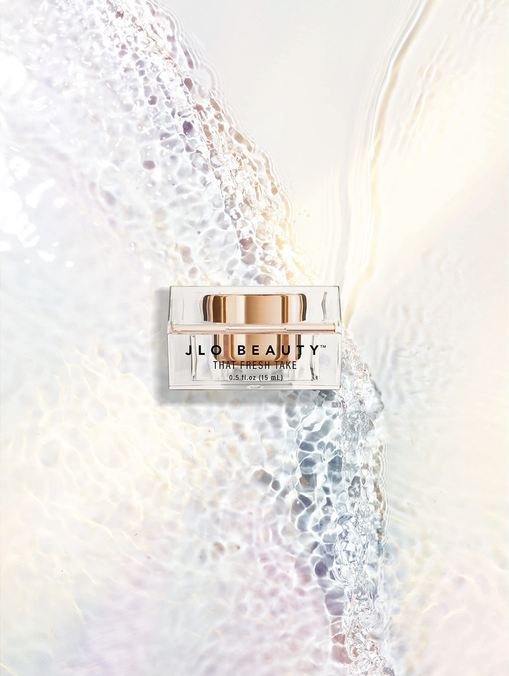 Ritual diario de cuidado con JLO BEAUTY para una mirada más luminosa