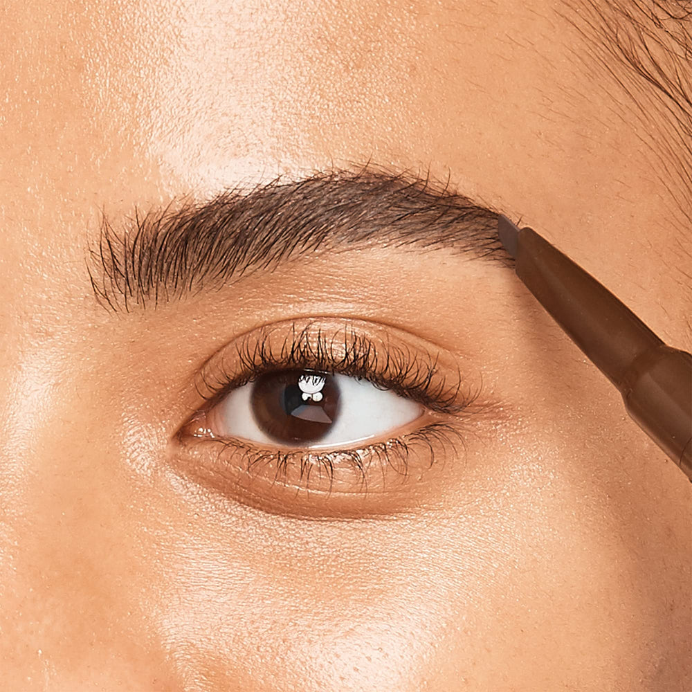 Textura ligera de JOAH Brow Down To Me cuida las cejas