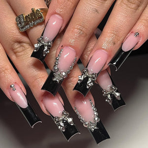 Uñas Jremg Francesas negras con 3D lazo para un look elegante y audaz.