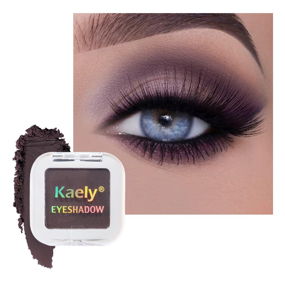 Sombra de ojos Kaely ciruela ahumada para look suave y definido.