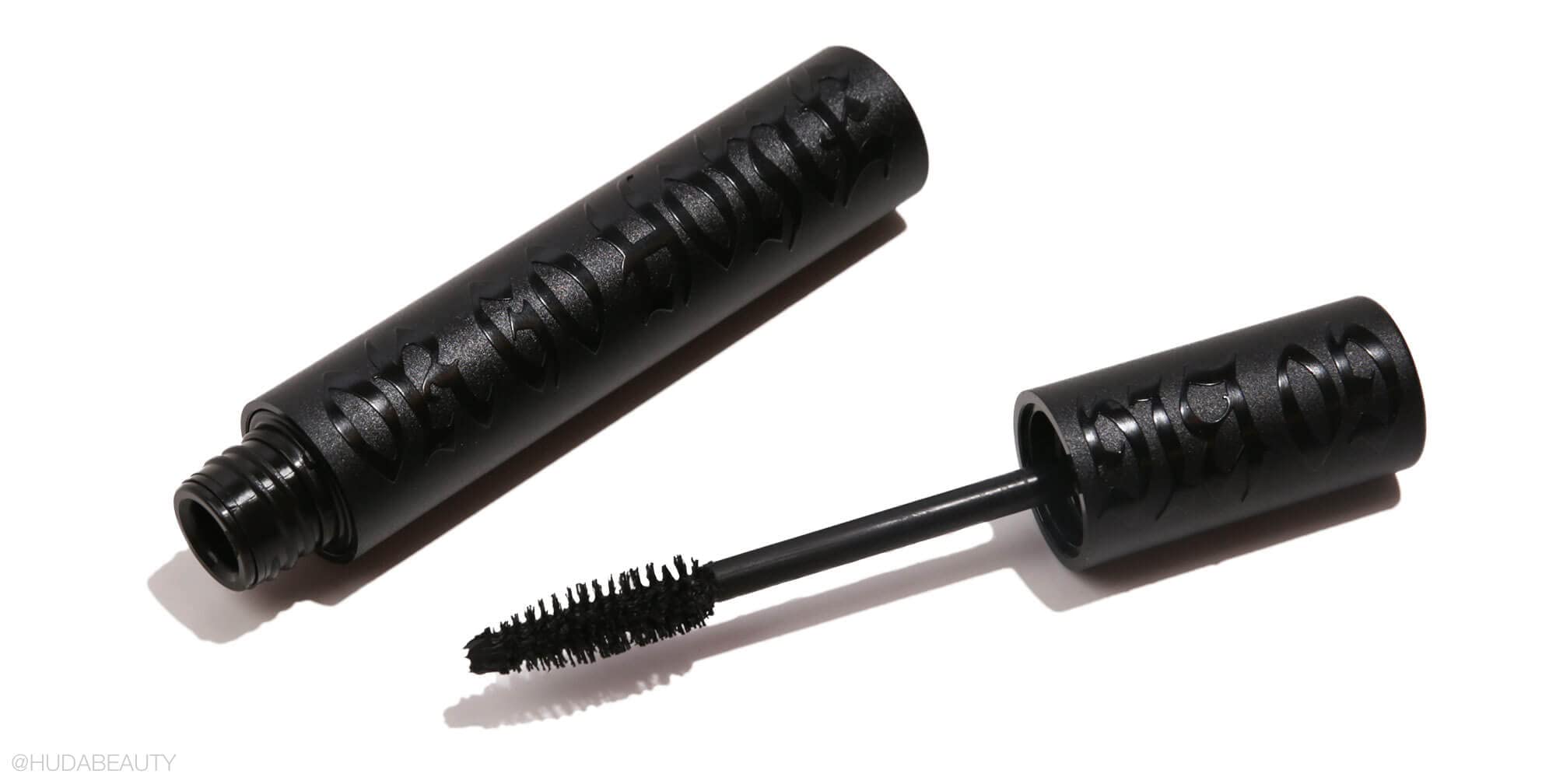 Kat Von D Go Big o Go Home Trooper, fórmula vegana con aceites de oliva y girasol