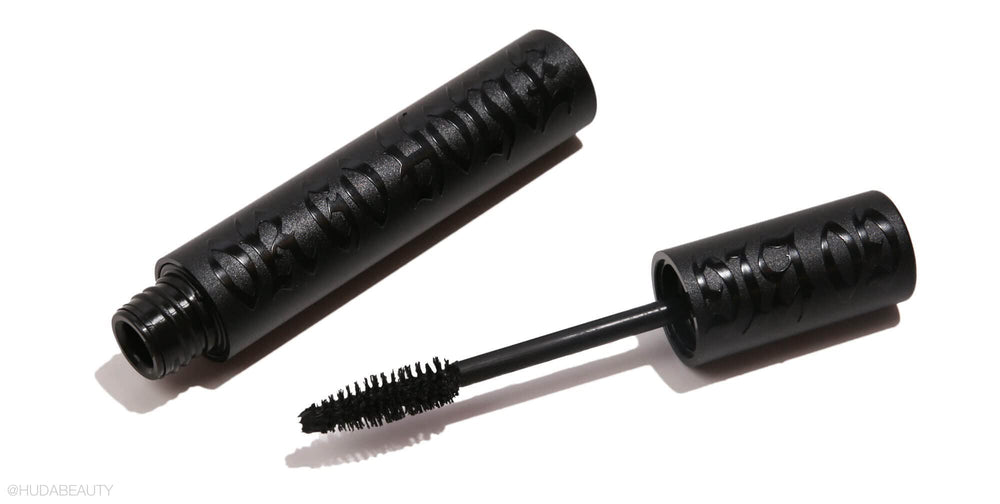 Kat Von D Go Big o Go Home Trooper, fórmula vegana con aceites de oliva y girasol