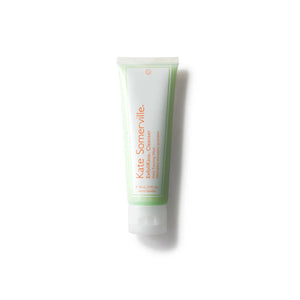 Kate Somerville ExfoliKate limpiador: burbujas suaves para limpieza diaria sin irritación.