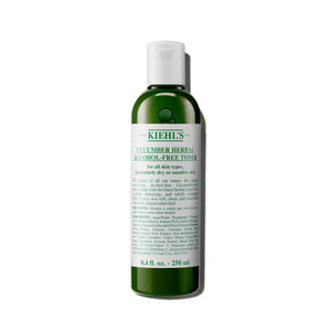 Kiehl's tónico pepino en botella, presentación elegante para piel sensible.